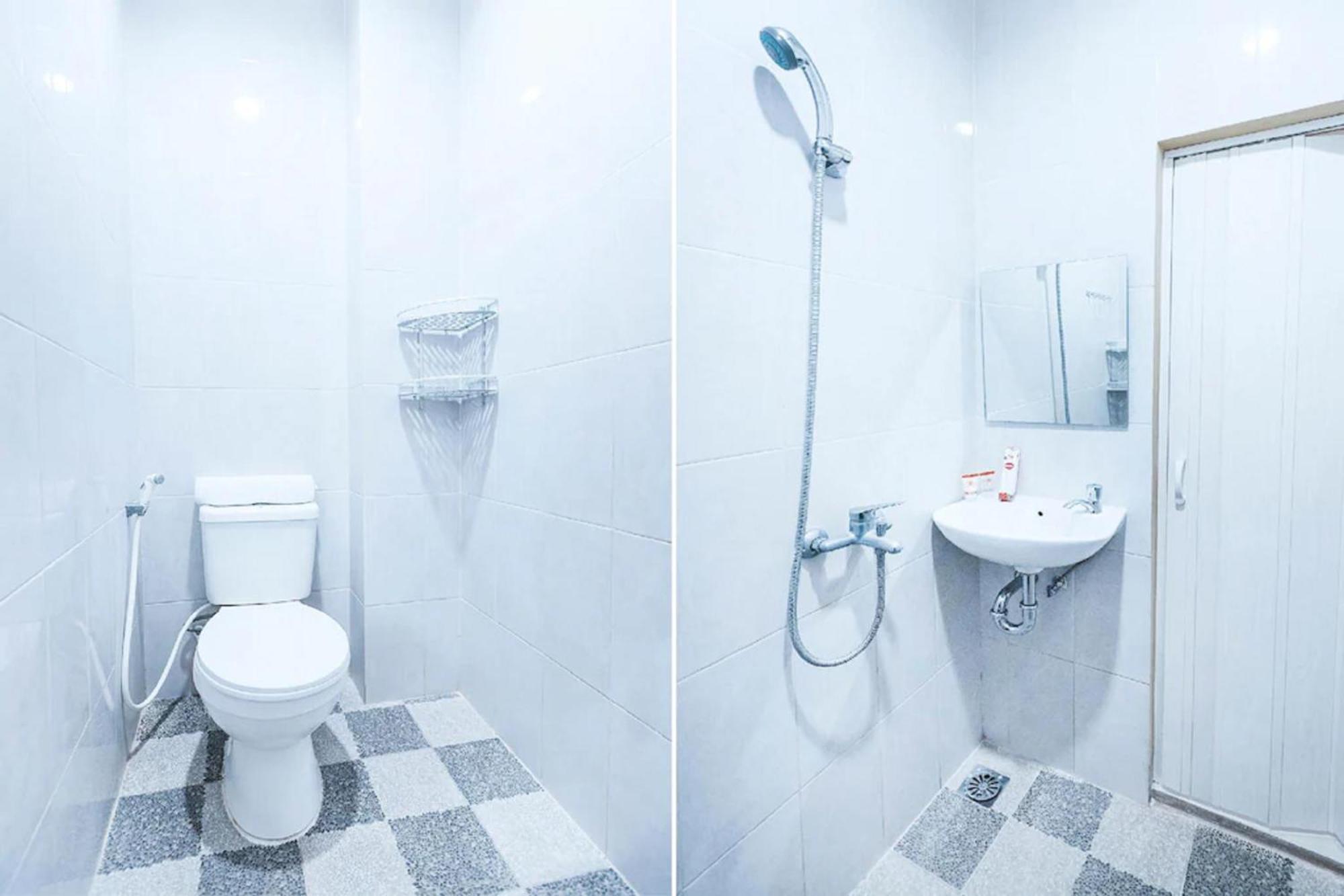 Oyo 478 Balcon Biru Hotel Jakarta Buitenkant foto